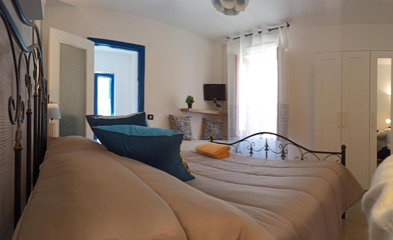 Casa Vacanze Smeralda Amalfi Coast Vietri Buitenkant foto