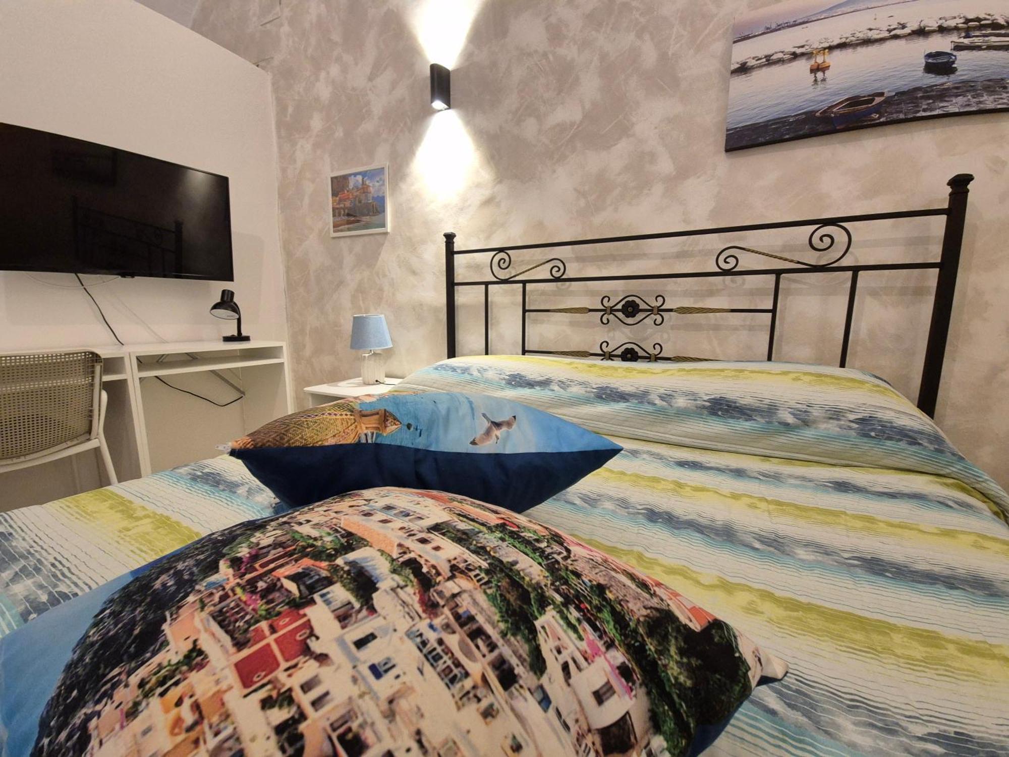 Casa Vacanze Smeralda Amalfi Coast Vietri Buitenkant foto